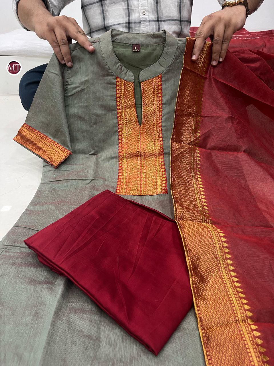 NEW ARIVELLS KAIRA SUIT SET