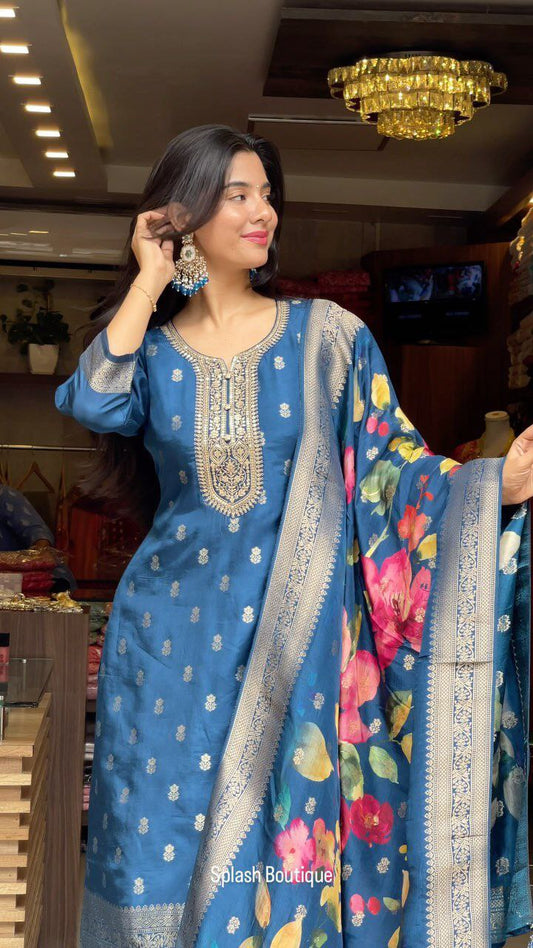 NEW LUXURYS BLUE BATIK SUIT SET